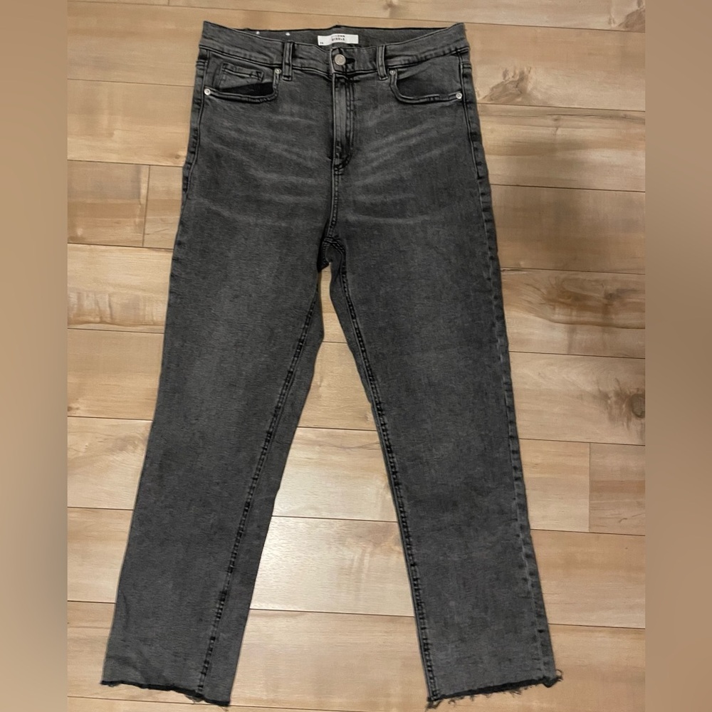 Dynamite Grey Cropped Straight Jeans - Picture 2 of 6